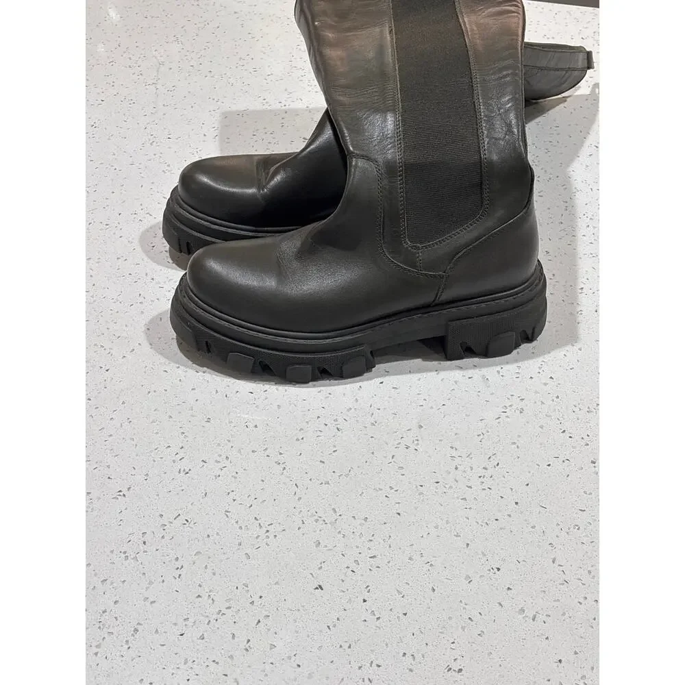 Steve Madden good boots